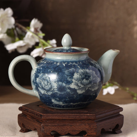 Blue and White Ice-crack Teapot