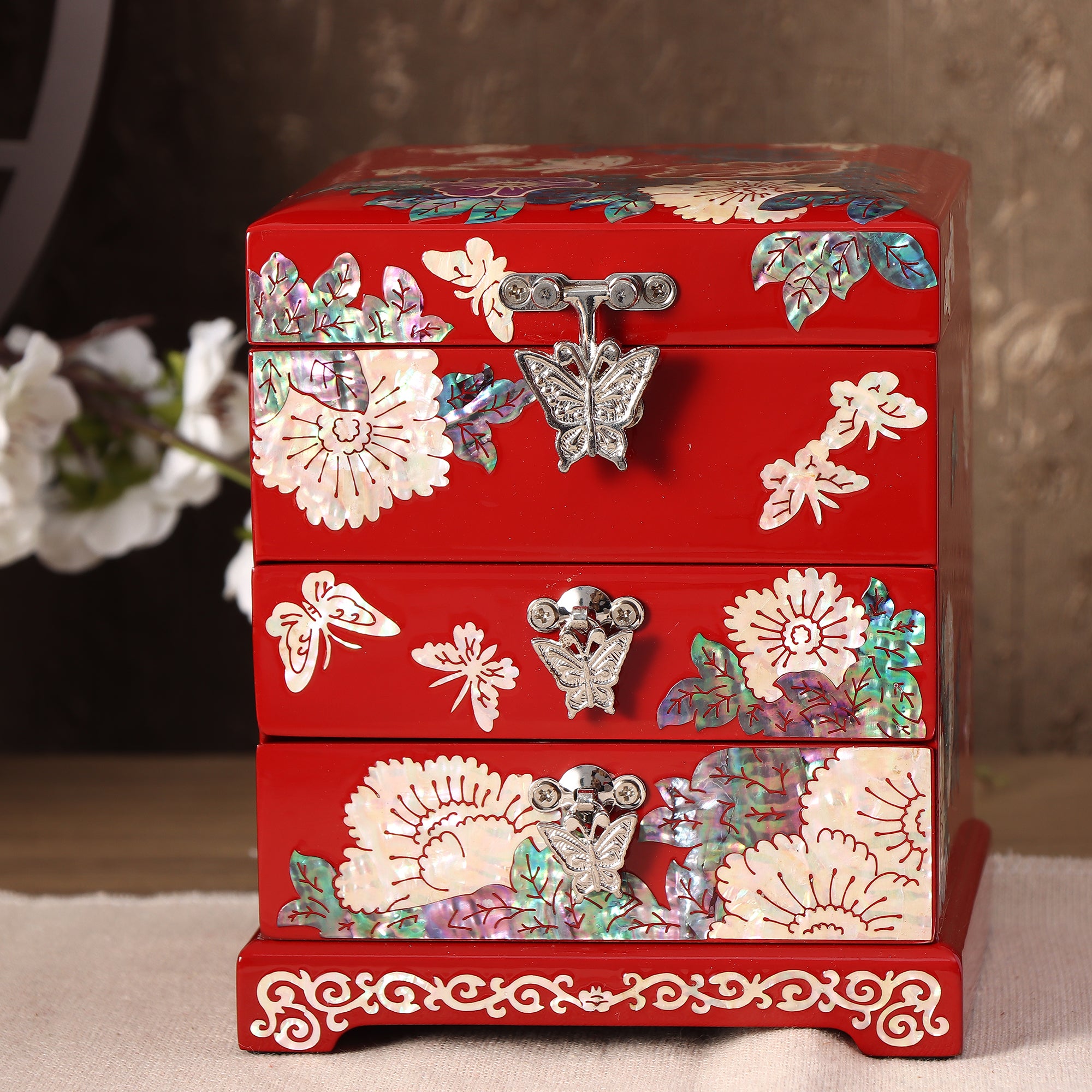 Black abalone shell and lacquer jewelry box-Butterflies andPeonies ( Single Pull-out)