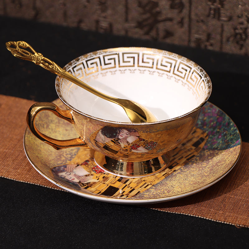 "Kiss" Art Painting porcelain-For Collection&Home Decoration&Tea Enjoyment
